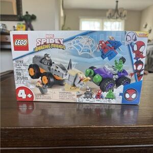 LEGO Spider-Man: Hulk vs. Rhino Truck Showdown (10782) - NEW IN BOX